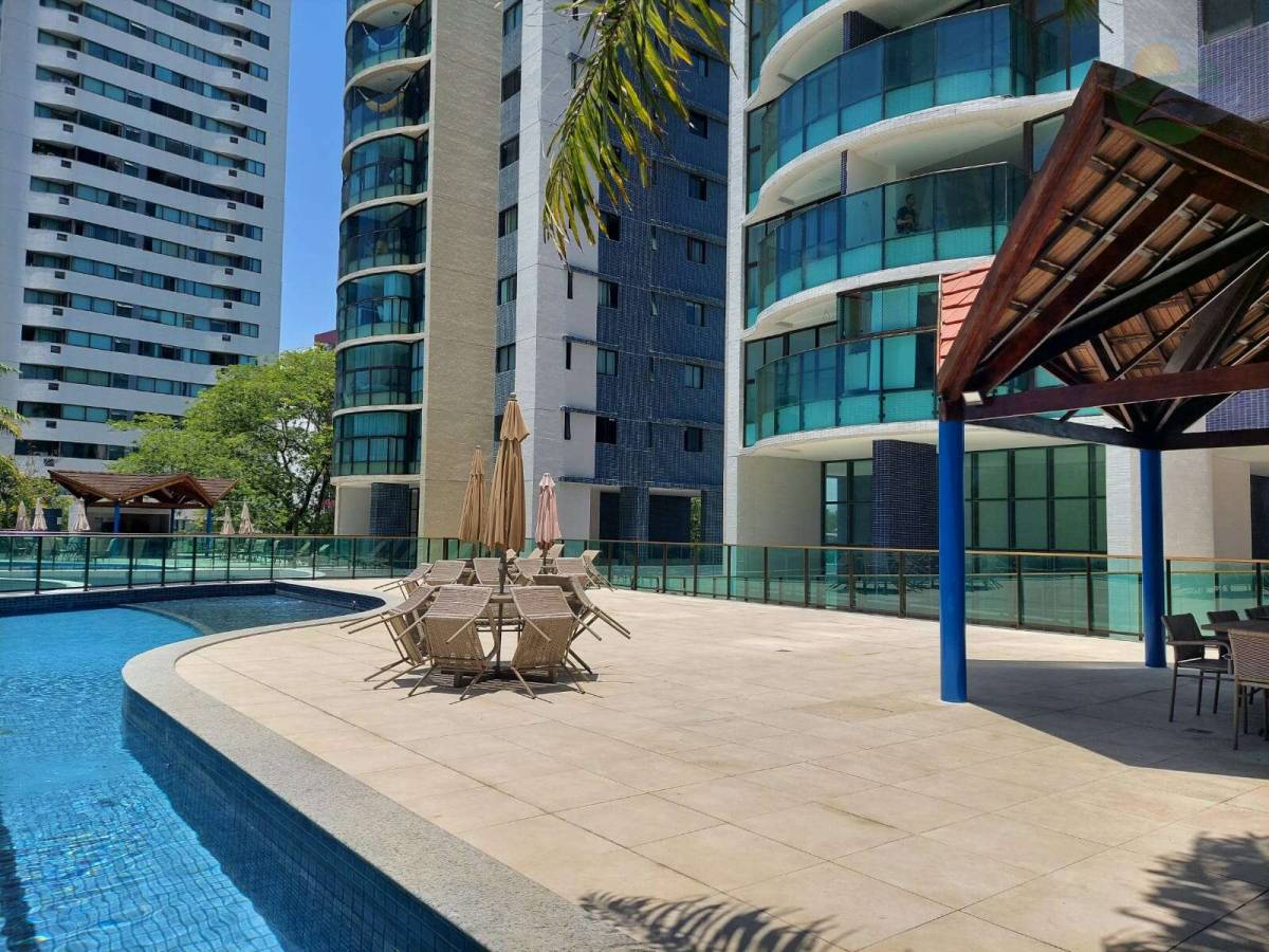 Apartamento para alugar com 4 quartos, 3 suítes, 2 vagas e 135m² no Boa Viagem, Recife (PE) — foto 7 de 21
