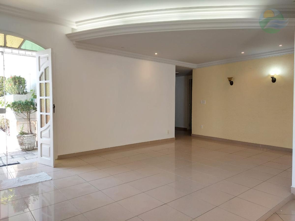 Casa à venda com 3 quartos, 250m² - Foto 6