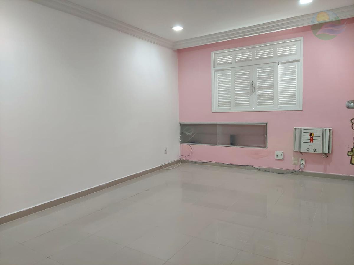 Casa à venda com 3 quartos, 250m² - Foto 16