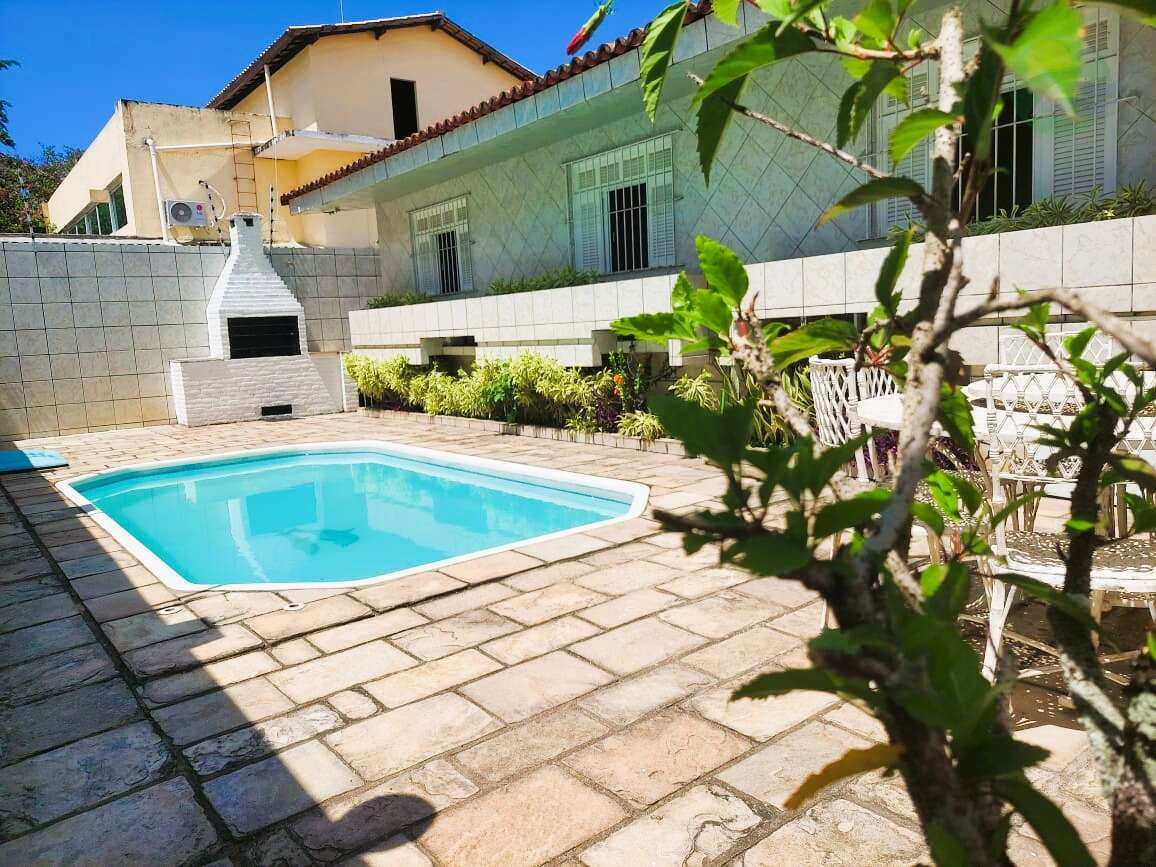 Casa à venda com 3 quartos, 250m² - Piedade,Jaboatão dos Guararapes