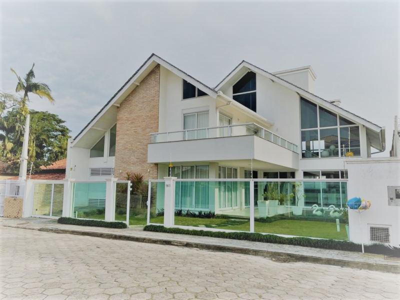 Casa à venda com 3 quartos, 387m² - Centro,Balneário Piçarras