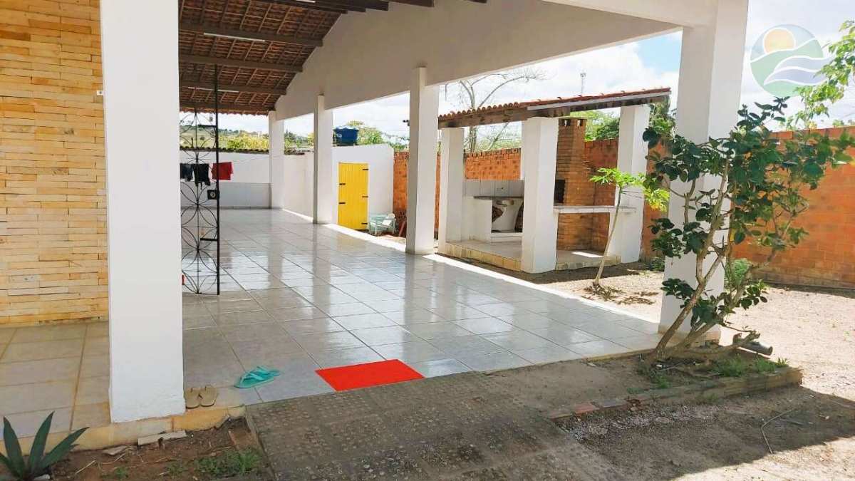 Casa, 4 quartos, 215 m² - Foto 1